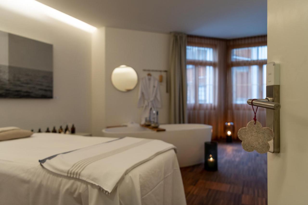 Hotel Schweizerhof Lenzerheide Exteriör bild