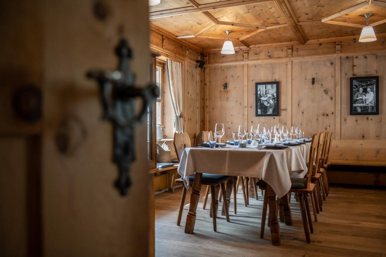 Hotel Schweizerhof Lenzerheide Exteriör bild